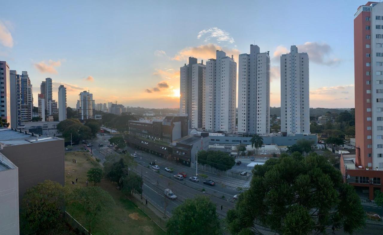 707- Apartamento Encantador, Amplo E Decorado, Quarto, Sala, Cozinha, Mobiliario Moderno, Cozinha Completa Com Utensilios , Excelente Vista Da Cidade E Localizacao Privelegiada No Bairro Bigorrilho Куритиба Экстерьер фото