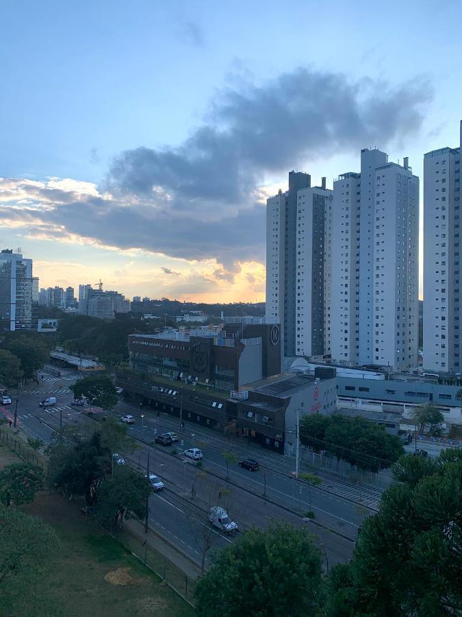 707- Apartamento Encantador, Amplo E Decorado, Quarto, Sala, Cozinha, Mobiliario Moderno, Cozinha Completa Com Utensilios , Excelente Vista Da Cidade E Localizacao Privelegiada No Bairro Bigorrilho Куритиба Экстерьер фото